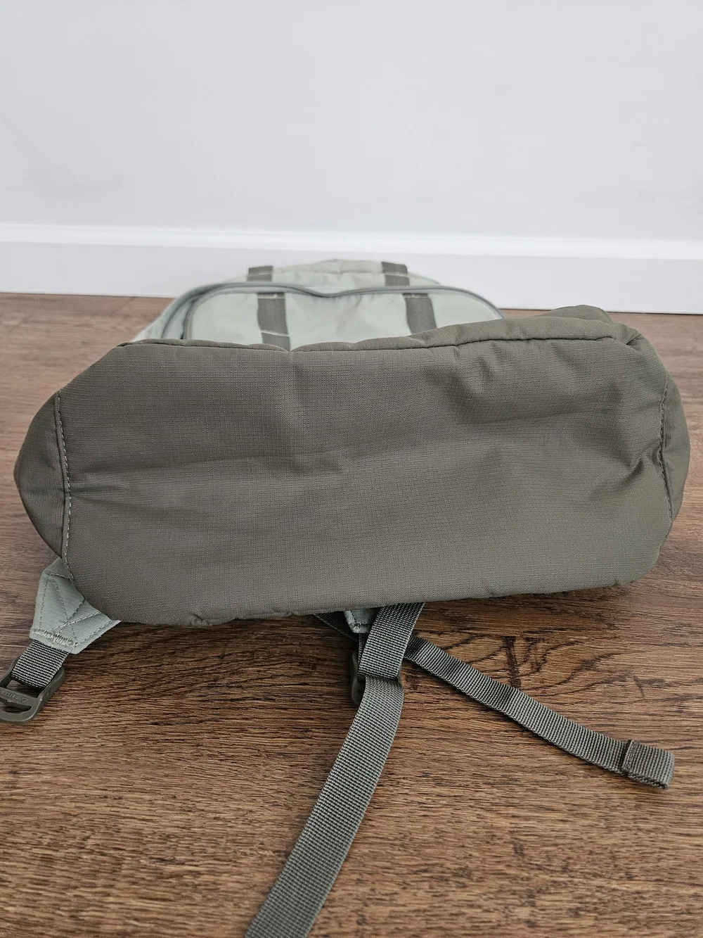 Columbia Two-Tone Sage and Olive Backpack